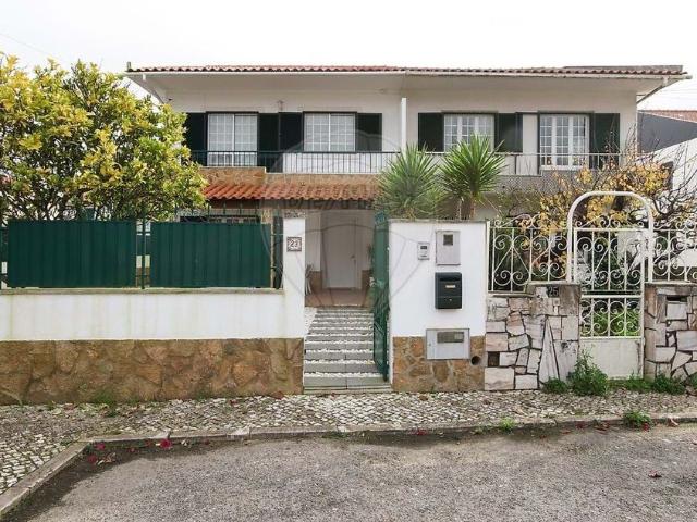 Casa venda em Mem Martins, Sintra