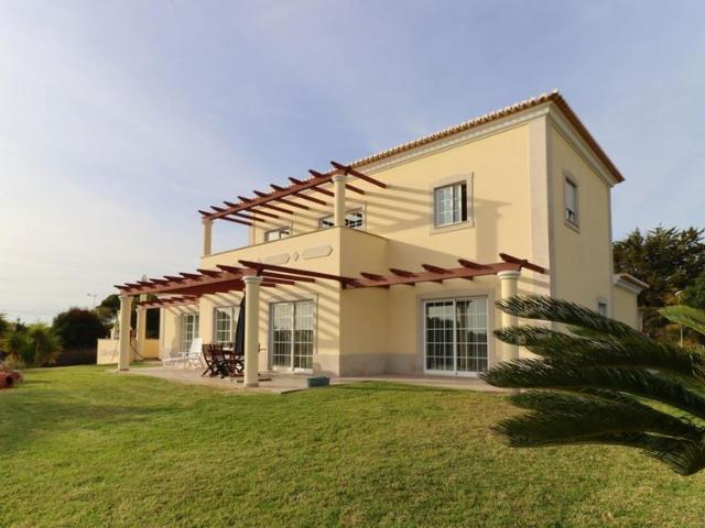 À Venda Exclusiva Mansão De 249 M2, Lagoa, Portugal À Venda Exclusiva Mansão De 249 M2, Lagoa, Portugal