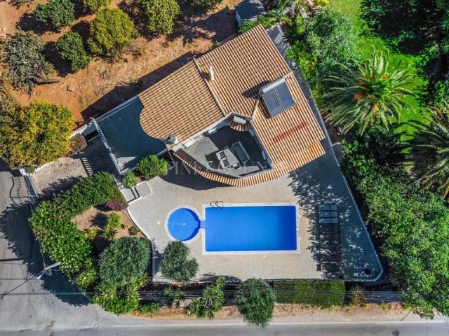 Casa venda em Poço Amoreira, Loulé