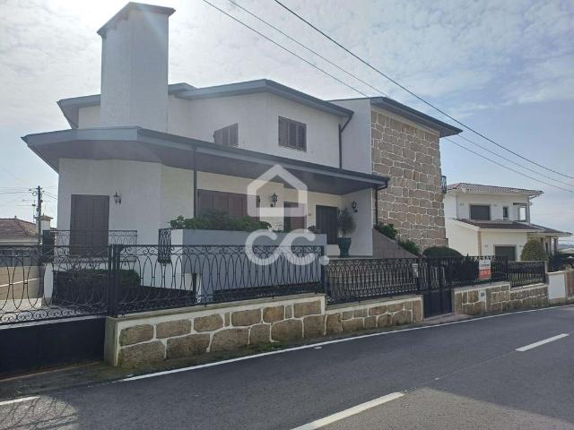 Casa venda em Santo Tirso, Porto