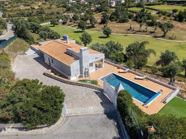 Casa venda em Presa da Moura, Estômbar