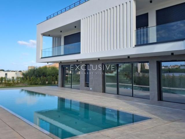 Casa venda em Albufeira e Olhos de Água, Albufeira