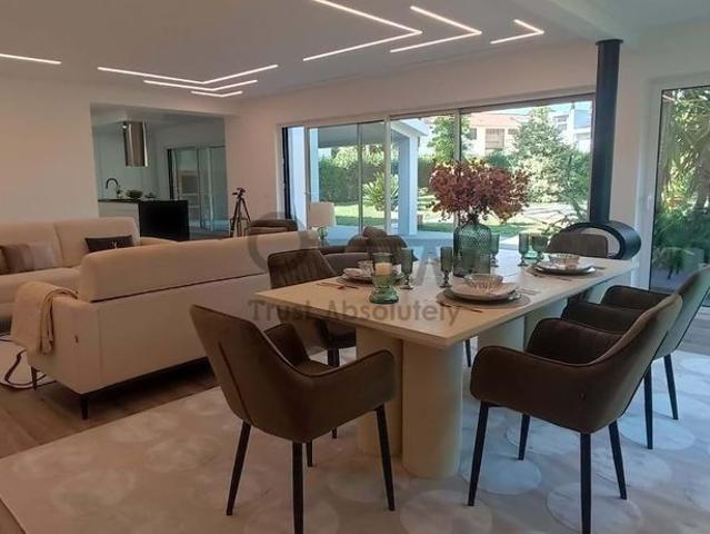 Casa venda em Herdade da Aroeira, Almada