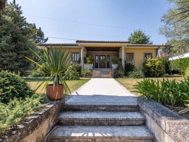 Casa venda em Póvoa De Lanhoso, Braga