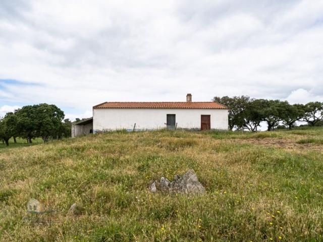 Solar venda em Messejana, Beja