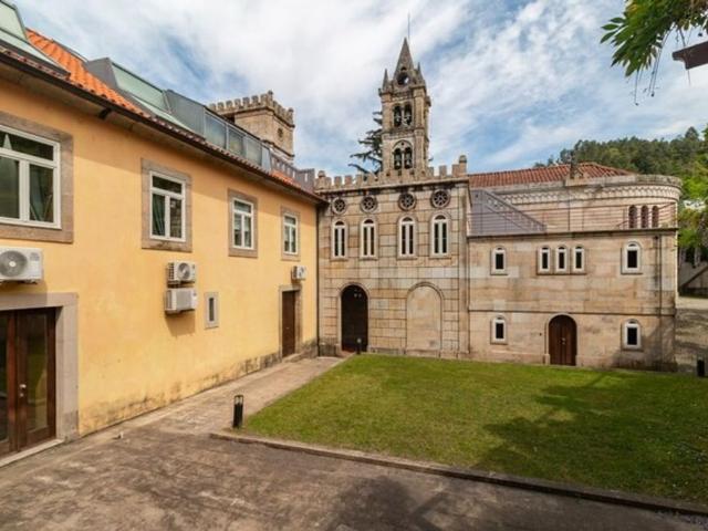 Solar venda em Bustelo, Viseu