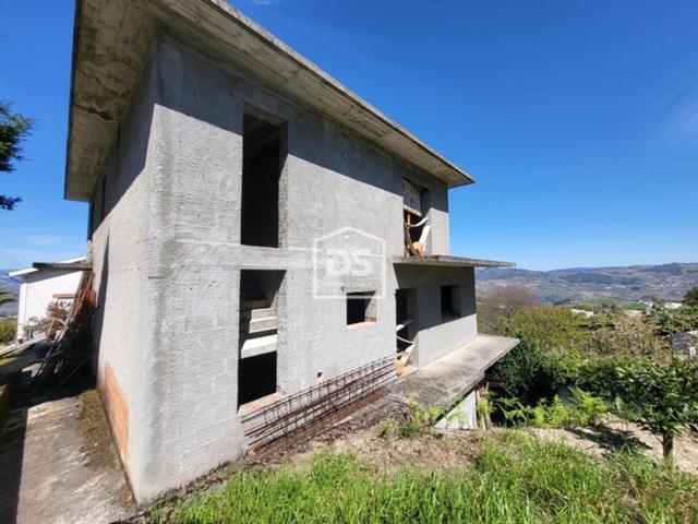 Solar venda em Santa Marta De Penaguião, Vila Real