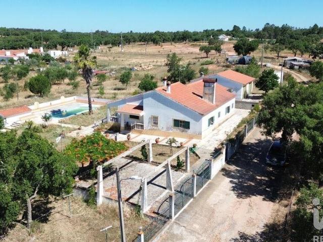Solar venda em Santiago Do Cacém, Setúbal