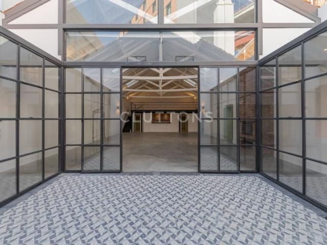 Loft venda em Santo Amaro, Lisboa