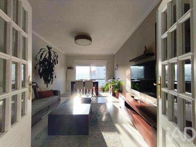 Apartamento venda em Oeiras, Lisboa