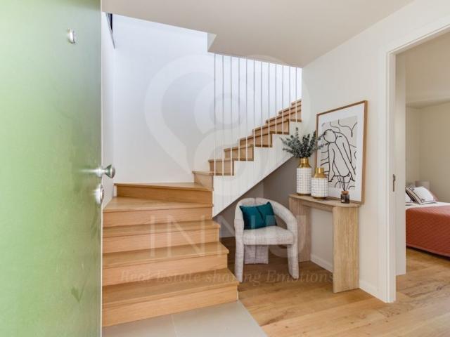 Apartamento venda em Centro Urbano Comercial de Carcavelos, Cascais
