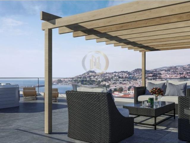 Apartamento venda em Zona Velha, Funchal