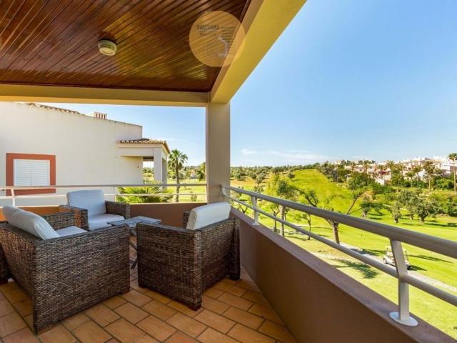 Apartamento venda em Estômbar, Faro