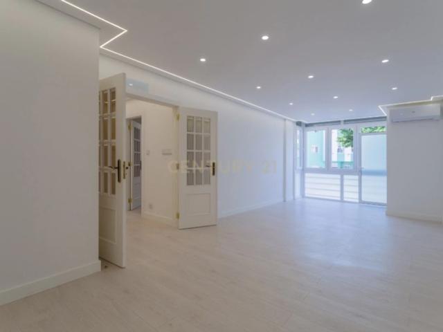 Apartamento venda em Buraca, Amadora