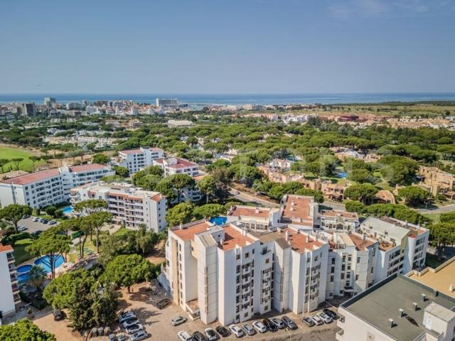 Apartamento venda em Quarteira, Loulé