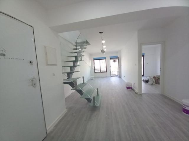 Apartamento venda em Almada, Setúbal