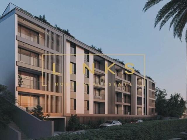 Apartamento venda em Câmara De Lobos, Ilha Da Madeira