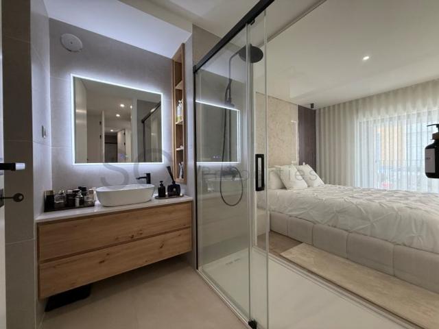 Apartamento venda em Vale Linhoso, Almada