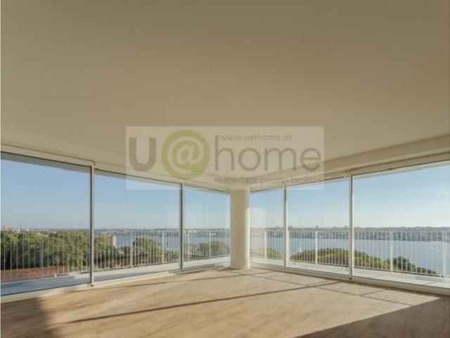 Apartamento venda em Seixal, Setúbal