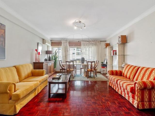 Apartamento venda em Oeiras, Lisboa