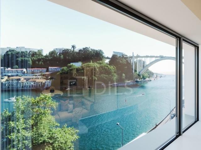 Apartamento venda em Porto, Lordelo Do Ouro