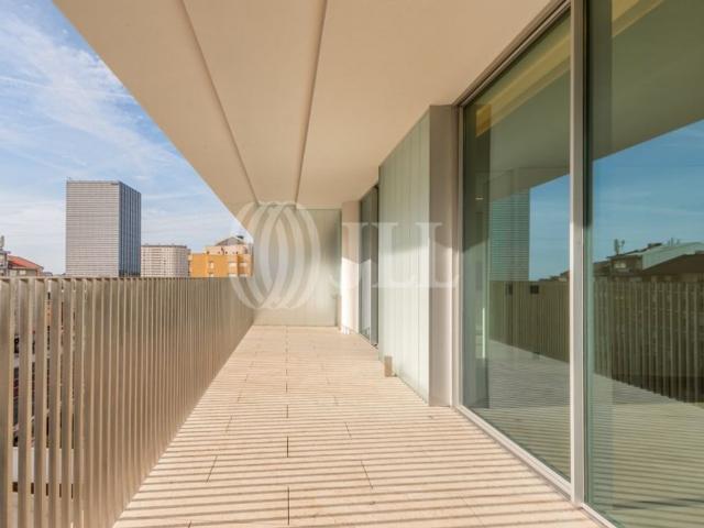 Apartamento venda em Porto