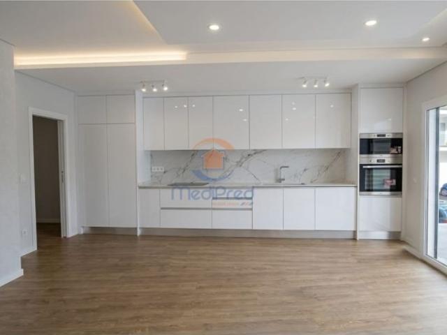 Apartamento venda em Torres da Bela Vista, Santiago Dos Velhos