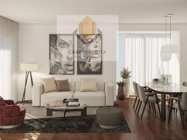 Apartamento venda em Oliveira do Douro, Vila Nova De Gaia