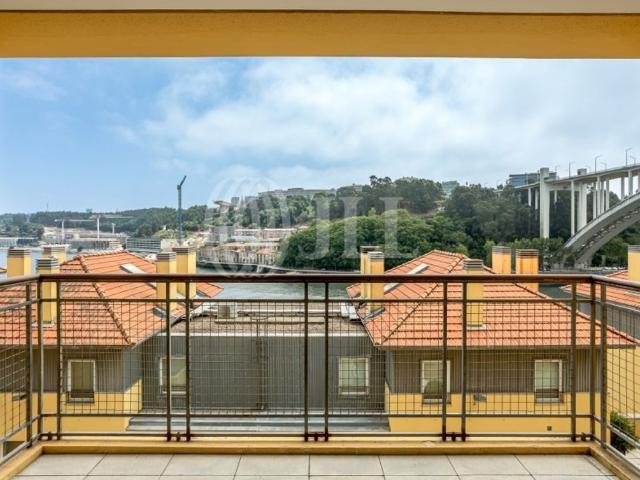 Apartamento venda em Porto, Lordelo Do Ouro