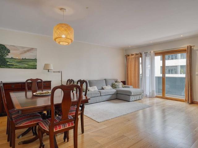 Apartamento venda em Santiago Dos Velhos, Lisboa