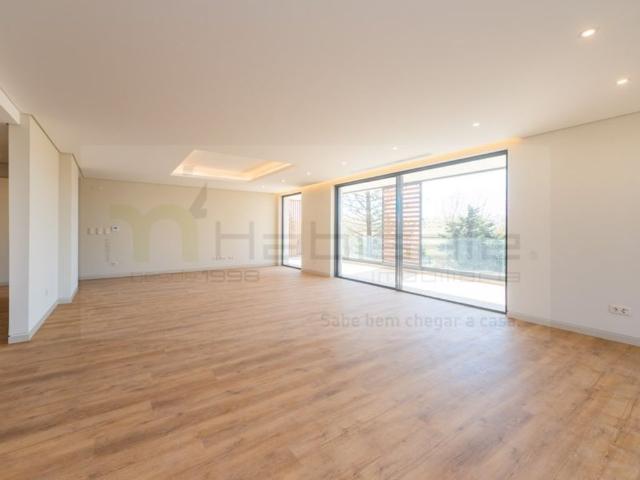 Apartamento venda em Carcavelos, Cascais