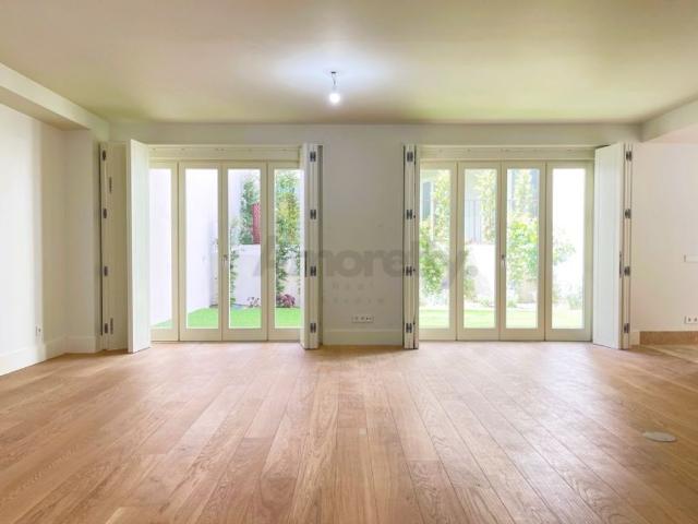 Apartamento venda em Santo António, Lisboa