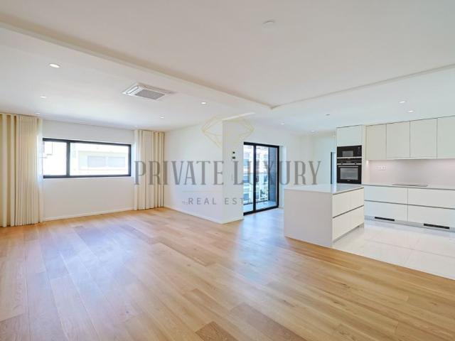 Apartamento venda em Santo António, Lisboa