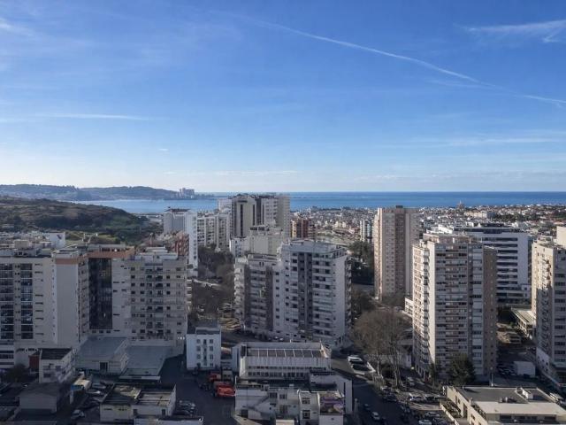 Apartamento venda em Núcleo Urbano Histórico de Algés, Oeiras