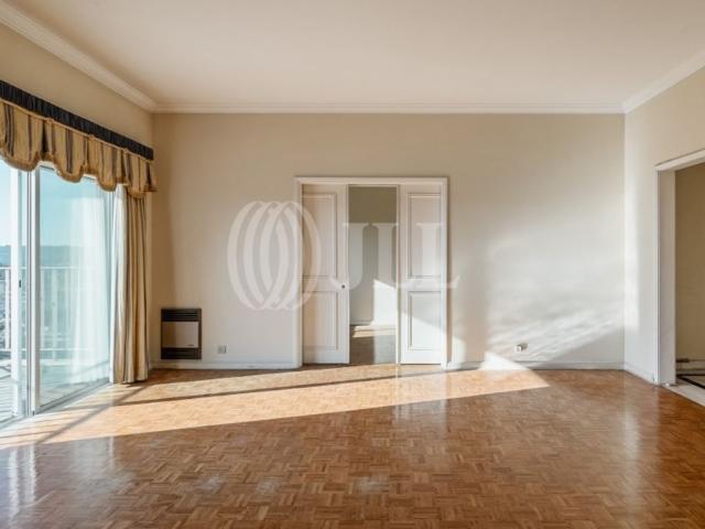 Apartamento venda em Quinta do Lambert, Lisboa
