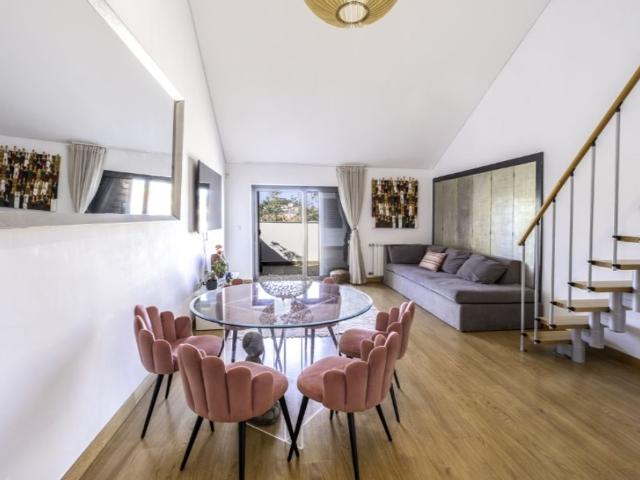 Apartamento venda em Quinta de São Martinho, Cascais