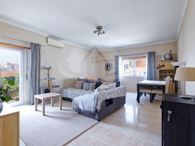 Apartamento venda em Portela da Azóia, Loures