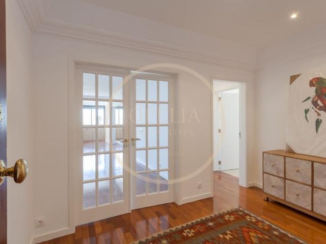 Apartamento venda em Nova Oeiras, Oeiras