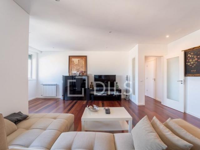 Apartamento venda em Porto