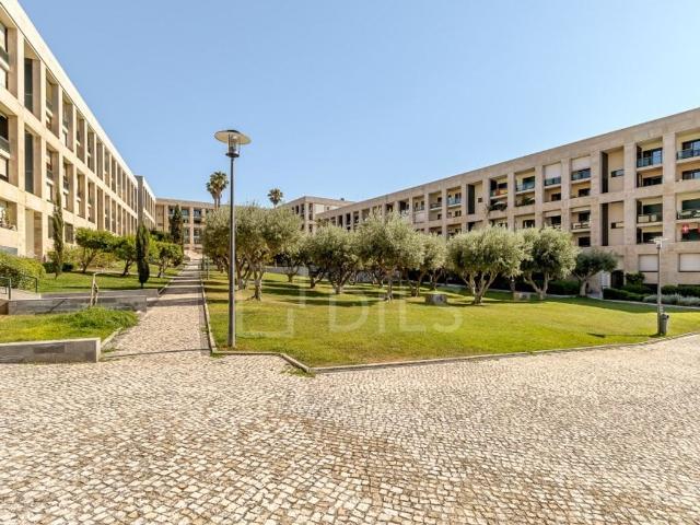 Apartamento venda em São Francisco Xavier, Lisboa