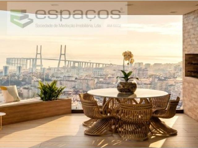 Apartamento venda em Terraços da Ponte, Santiago Dos Velhos
