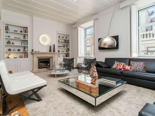 Apartamento venda em Misericórdia, Lisboa