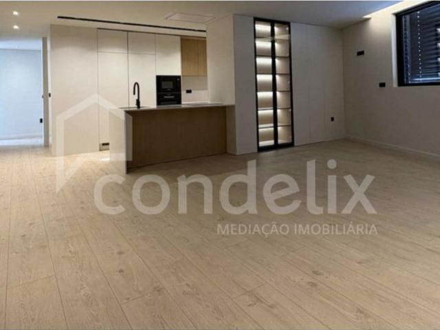 Apartamento venda em Sete Caminhos, Gondomar