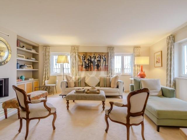 Apartamento venda em Estrela, Lisboa