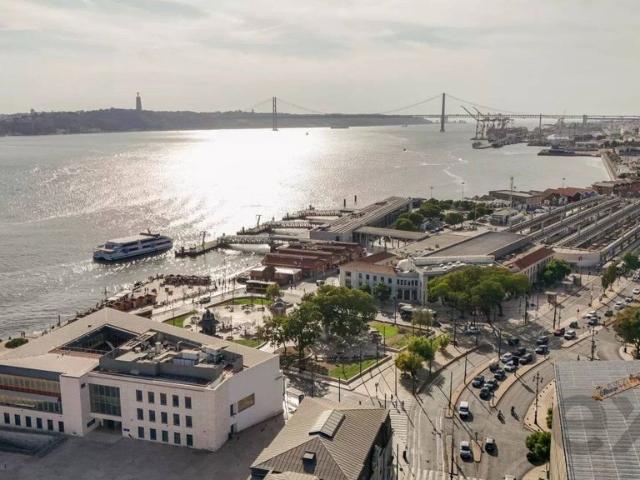 Apartamento venda em Misericórdia, Lisboa