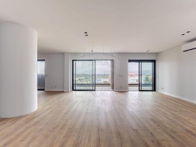 Apartamento venda em Faro