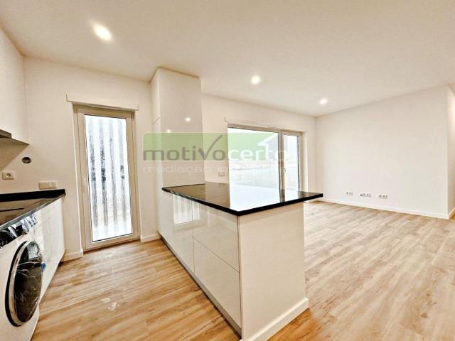 Apartamento venda em Picheleira, Lisboa