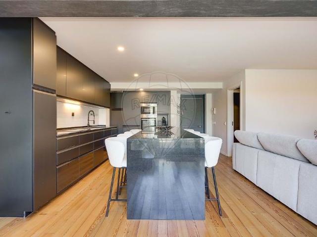Apartamento venda em Estrela, Lisboa