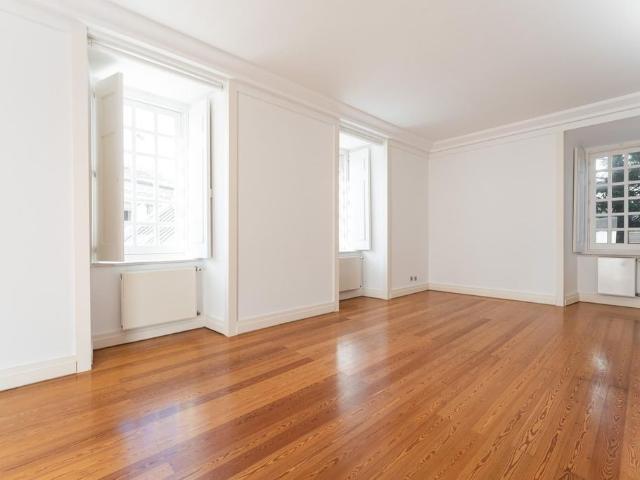 Apartamento venda em Misericórdia, Lisboa