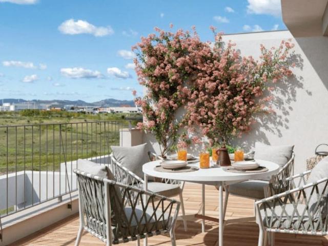 Apartamento venda em Santiago Dos Velhos, Lisboa